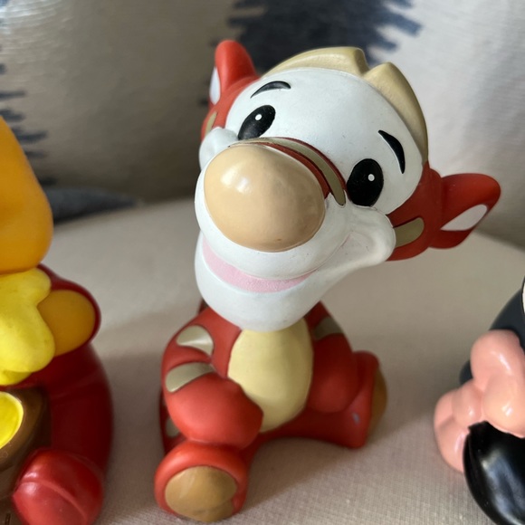 Vintage Disney Winnie the Pooh figurines set of 3, Pooh Bear, Tigger, Eeyore - Picture 4 of 6